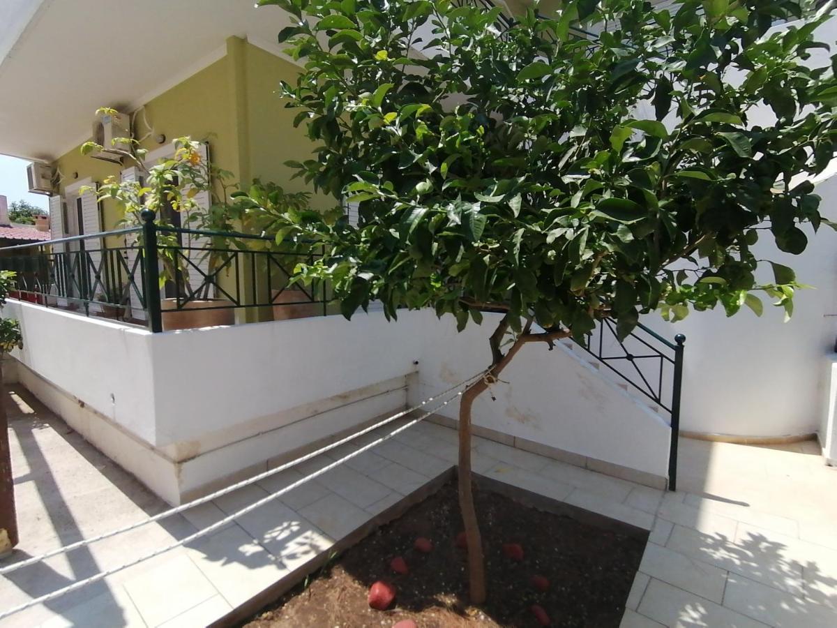 Vicky'S Place,Near Athens Airport Koropion Exterior photo