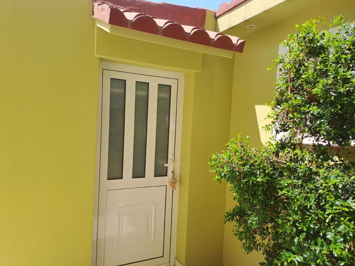Vicky'S Place,Near Athens Airport Koropion Exterior photo